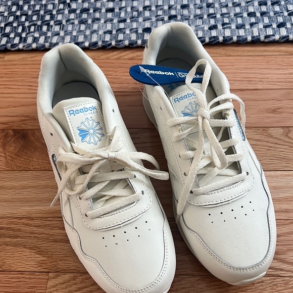 Reebok Shoes New Wo Box Reebok Classics Poshmark